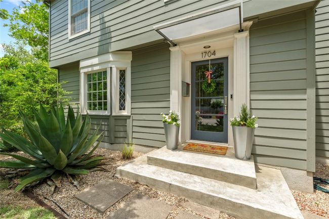 1704 W 34 Th St, House other with 3 bedrooms, 3 bathrooms and 3 parking in Austin TX | Image 27
