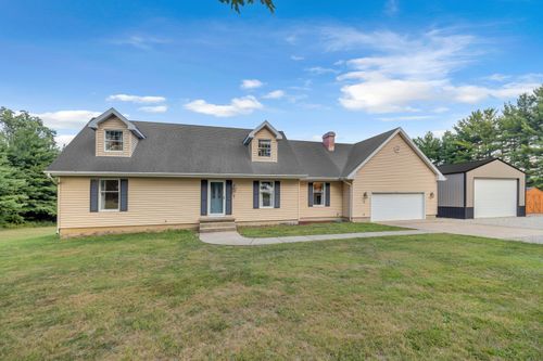 4454 N Prairie View Rd, Oakley, IL, 62501-7016 | Card Image