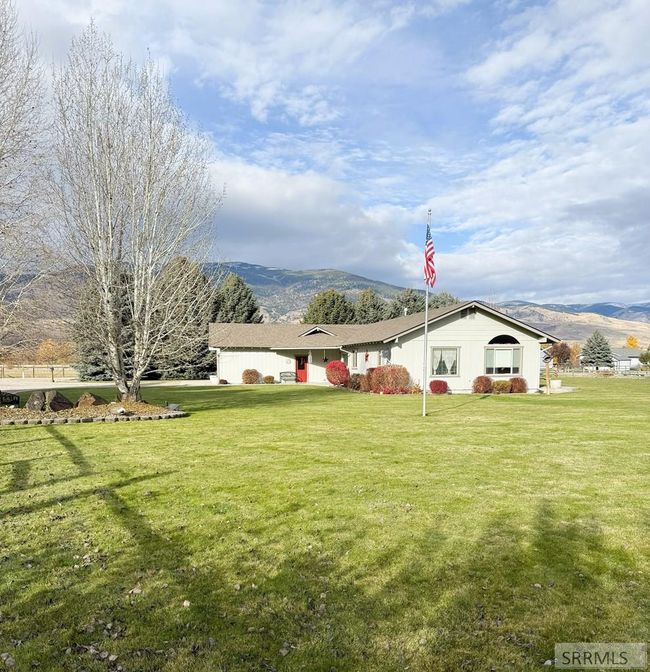 15 Northern Lights Road, House other with 3 bedrooms, 2 bathrooms and 2 parking in Salmon ID | Image 22