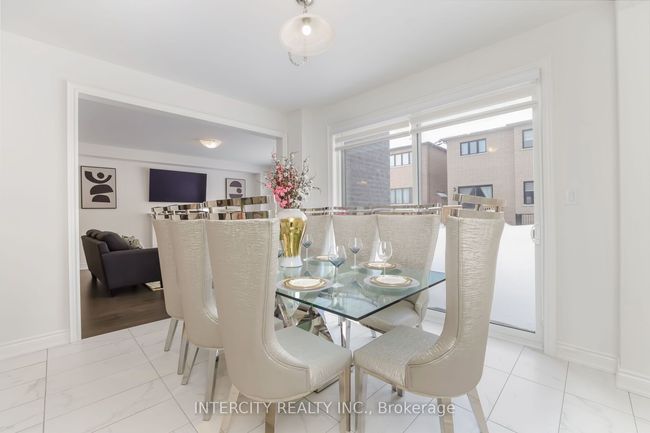 111 Walker Rd W, House other with 5 bedrooms, 4 bathrooms and 4 parking in Caledon ON | Image 19