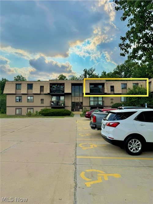 9911 Sunrise Boulevard, North Royalton, OH, 44133 | Card Image