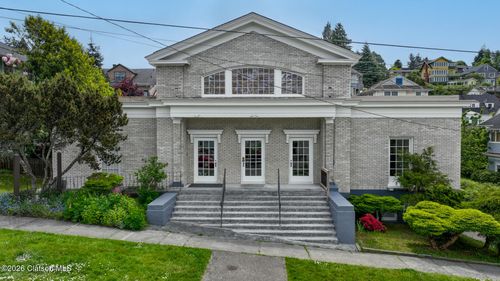 1151 Harrison Ave, Astoria, OR, 97103-4018 | Card Image