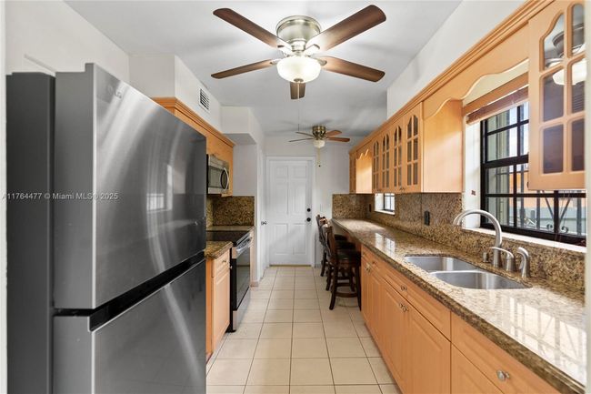 270 W 15 Th St, House other with 3 bedrooms, 1 bathrooms and null parking in Hialeah FL | Image 12