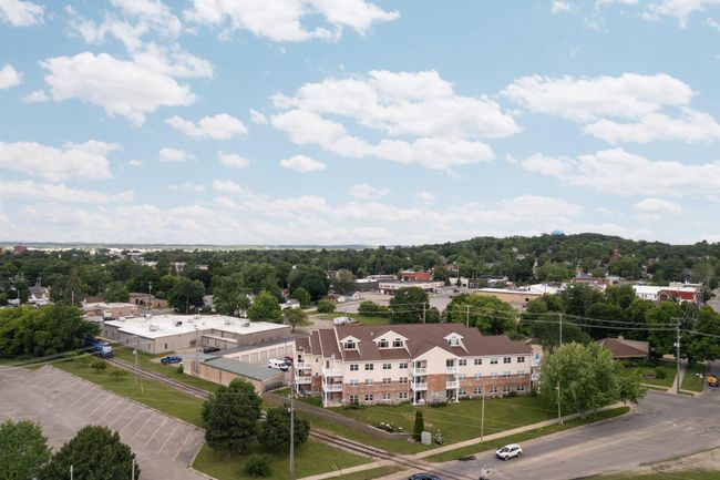 UNIT-104 - 301 N Lake St, Condo with 2 bedrooms, 2 bathrooms and null parking in Cadillac MI | Image 26