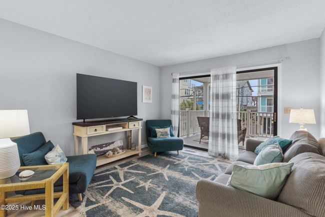 APT-1D - 1503 Carolina Beach Ave N, Condo with 2 bedrooms, 2 bathrooms and null parking in Carolina Beach NC | Image 6