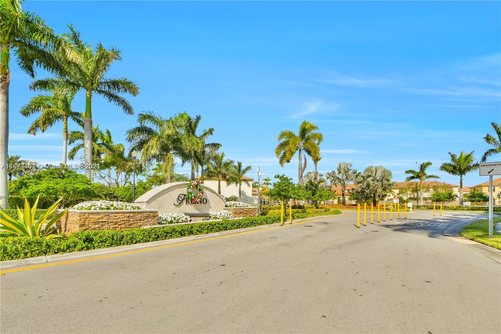1st St, Homestead, FL 33033