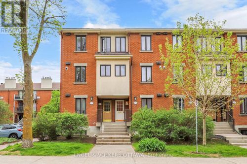 202 Alvin Rd, Ottawa, ON, K1K2V1 | Card Image