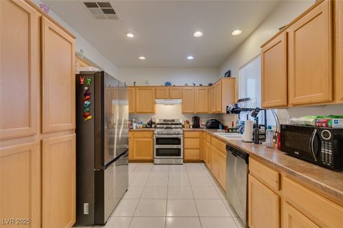 10504 El Cerrito Chico St, Las Vegas, NV, 89179-1801 | Card Image