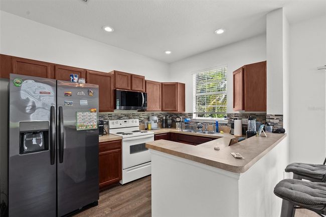 9108 Moonlit Meadows Loop, Townhouse with 2 bedrooms, 3 bathrooms and null parking in RIVERVIEW FL | Image 12