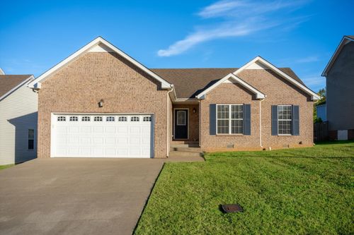 2641 Arthurs Ct, Clarksville, TN, 37040-5164 | Card Image