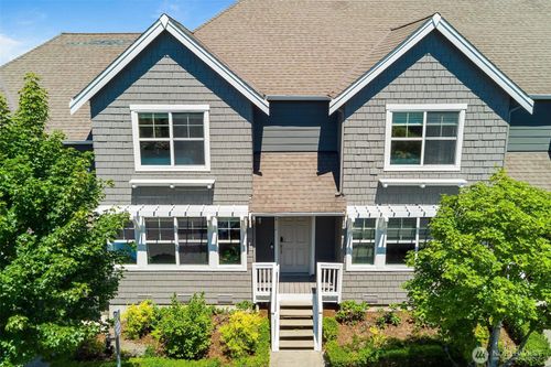 2412 Ne Park Dr, Issaquah, WA, 98029-2601 | Card Image
