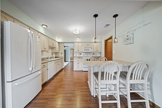 12C - 8964 Dublin St, Condo with 3 bedrooms, 2 bathrooms and 2 parking in Orland Park IL | Image 9