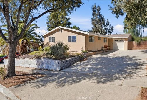 18631 Kimbrough St, Canyon Country, CA, 91351-2930 | Card Image