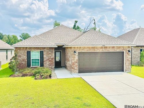 13992 Roswell St, Denham Springs, LA, 70726-7779 | Card Image
