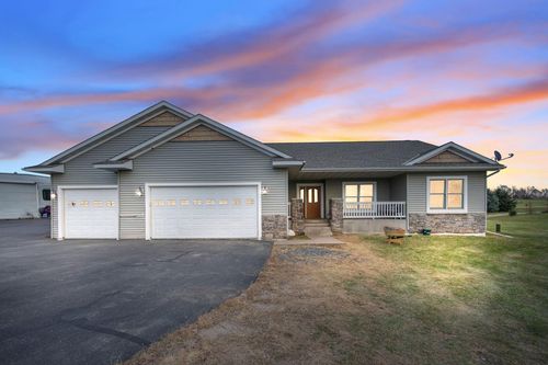 787 154th St, Roberts, WI, 54023-5014 | Card Image