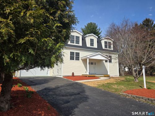 109 Green Meadow Rd, Milford, CT, 06461-2259 | Card Image