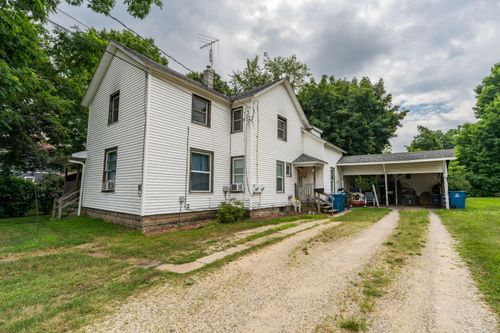105 Pine St, Decatur, MI, 49045-1315 | Card Image