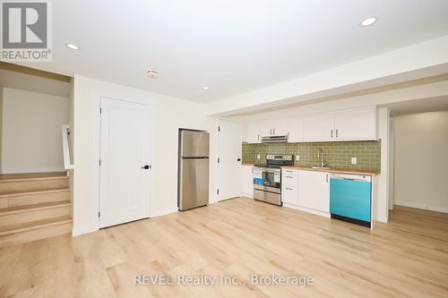 lower-unit-4650 Belfast Avenue, Niagara Falls (Ascot), ON, L2E4G3 | Card Image