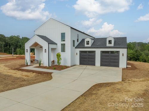 2134 Bolton Rd, Catawba, NC, 28609-8011 | Card Image