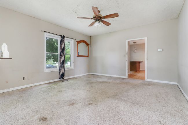 201 E Boundary St, House other with 4 bedrooms, 2 bathrooms and 2 parking in Stanford IL | Image 5