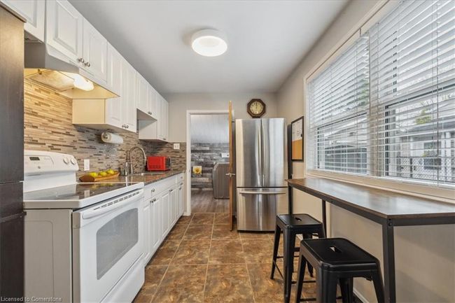 5 Vimy St, House other with 4 bedrooms, 2 bathrooms and 4 parking in Cambridge ON | Image 9