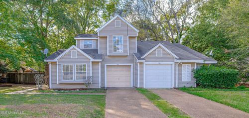 328 Indian Summer Ln, Clinton, MS, 39056-4194 | Card Image