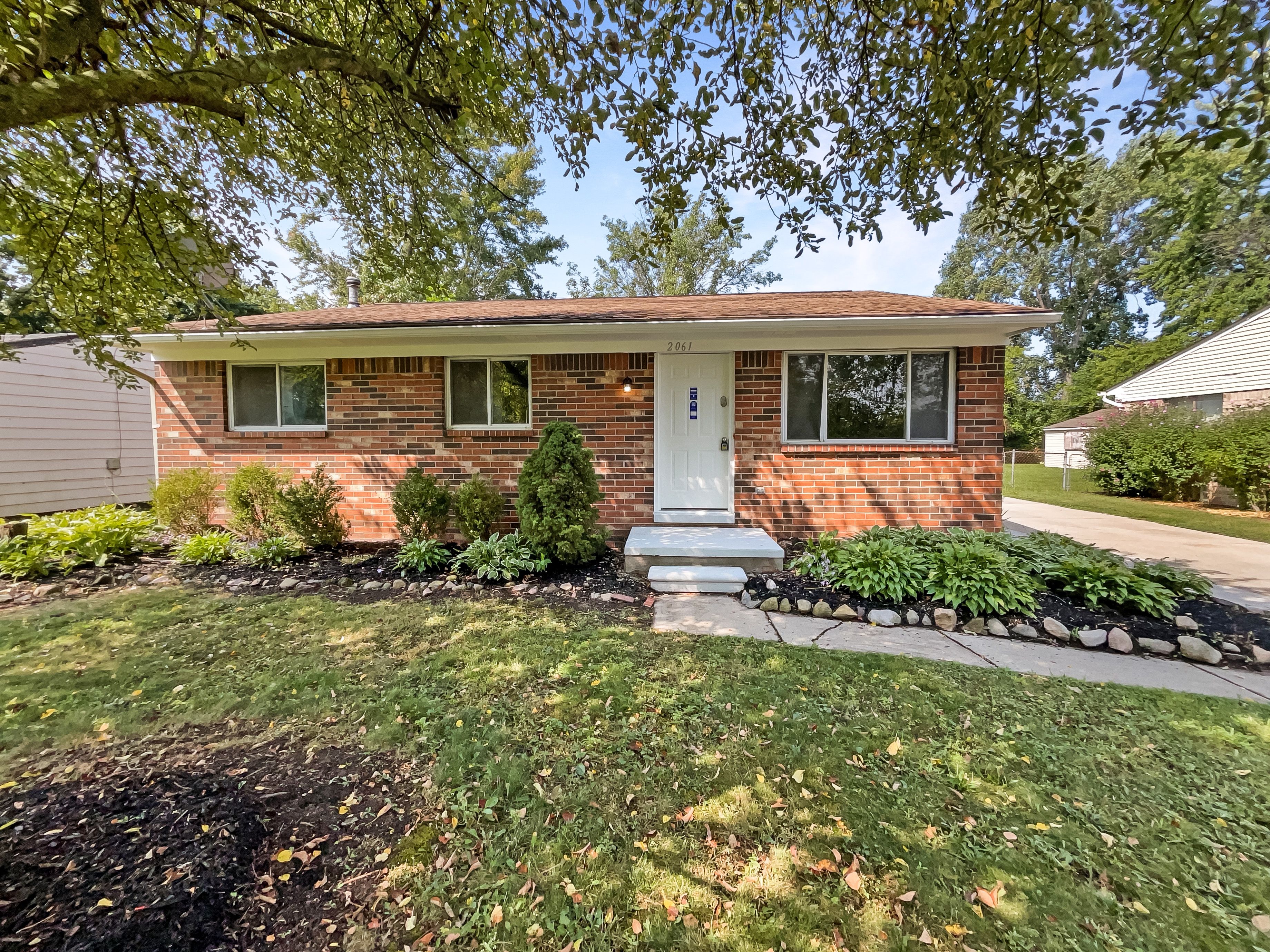 Marlowe St, Canton, MI 48187