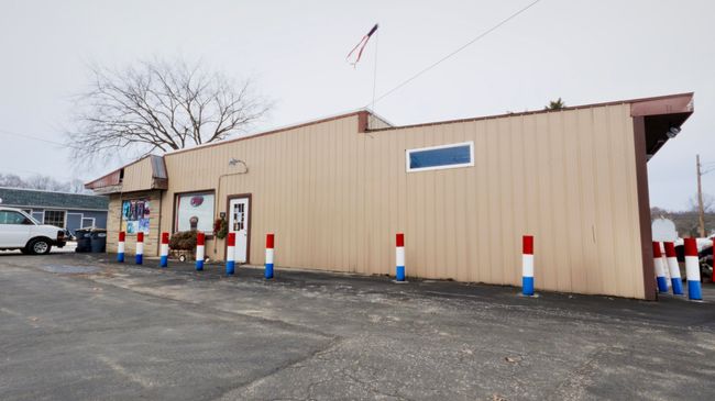 441 E Main St, Home with 0 bedrooms, 1 bathrooms and 10 parking in Hartford MI | Image 4
