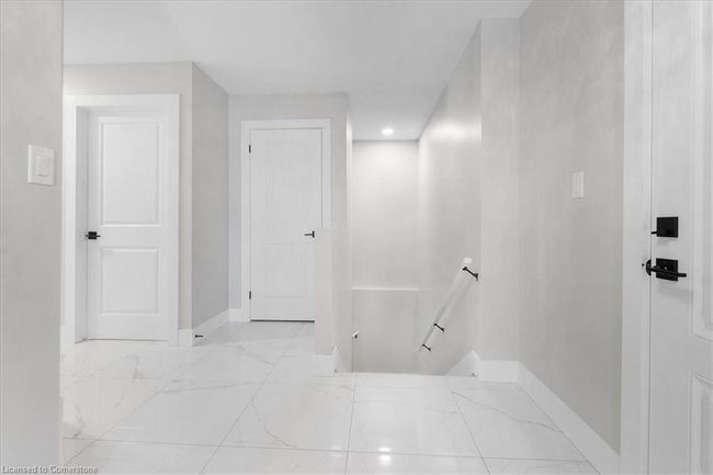 69 Bordeaux Pl, House other with 3 bedrooms, 3 bathrooms and 6 parking in Chatham ON | Image 4