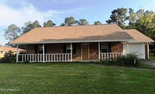 10619 Plummer Cir, Gulfport, MS, 39503-4445 | Card Image