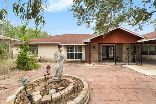 348 San Luis Dr, Brownsville, TX, 78521-5242 | Card Image