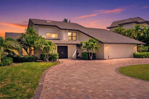 847 Freeling Dr, SARASOTA, FL, 34242-1024 | Card Image