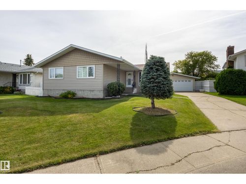 3421 135a Ave Nw, Edmonton, AB, T5A2V8 | Card Image