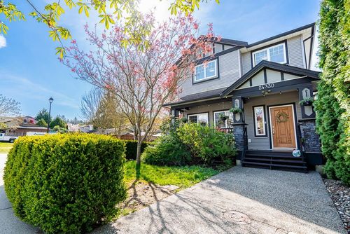24330 102 Ave, Maple Ridge, BC, V2W1J1 | Card Image