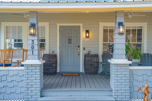 301 N Oak Ave, ORANGE CITY, FL, 32763-5229 | Card Image