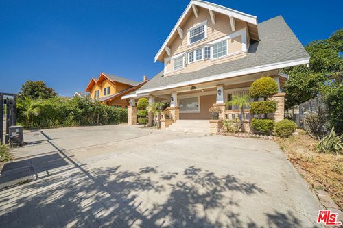 1417 12th Ave, Los Angeles, CA, 90019-4317 | Card Image