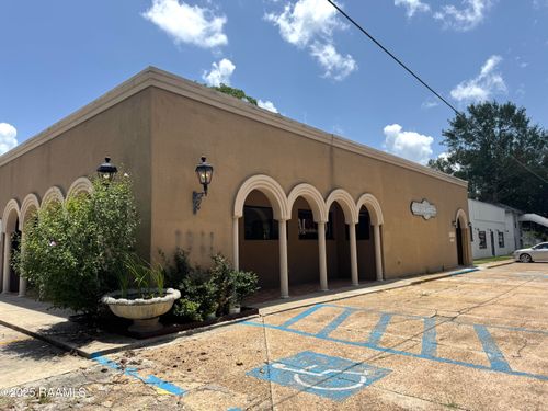 200 S 7th St, Eunice, LA, 70535-4522 | Card Image