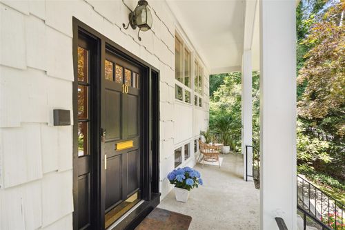 10 Rockledge Rd, Bronxville, NY, 10708-5301 | Card Image