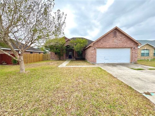 2103 Brook Ln, Kingsville, TX, 78363-2830 | Card Image