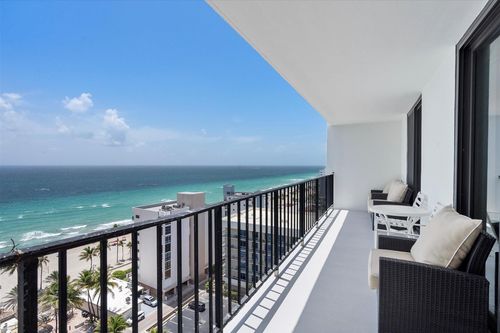 ph5b-322 Buchanan St, Hollywood, FL, 33019 | Card Image
