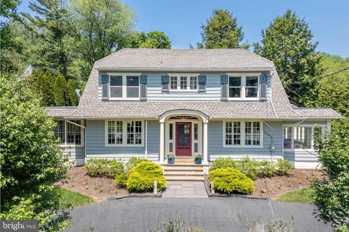2770 S Delaware Dr, EASTON, PA, 18042-9715 | Card Image