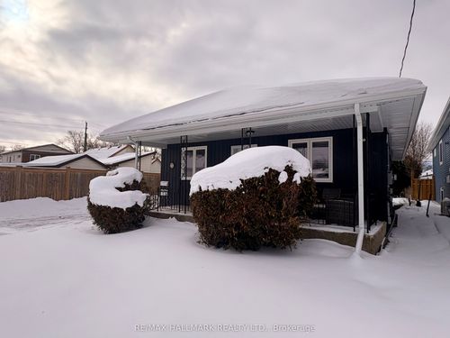 72 Churchill St, Saint Catharines, ON, L2S2P5 | Card Image