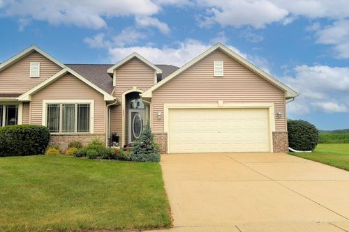 280 E Redding Circle, BELGIUM, WI, 53004 | Card Image