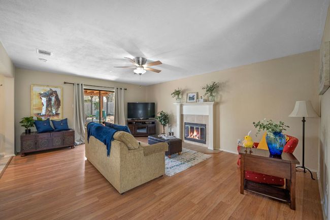 1807 Morning Quail Dr, House other with 3 bedrooms, 3 bathrooms and 2 parking in Austin TX | Image 6