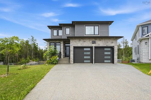 92 Shirley Elliott Crt, House with 4 bedrooms, 4 bathrooms and 4 parking in Bedford NS | Card Image