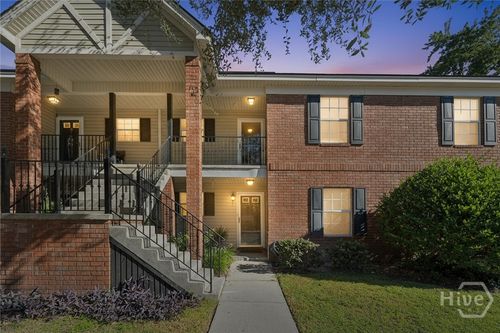 211 Edgewater Rd, Savannah, GA, 31406-5301 | Card Image