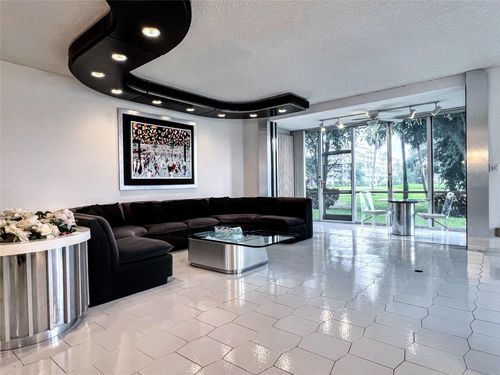 apt-106-800 Cypress Grove Dr, Pompano Beach, FL, 33069-5015 | Card Image