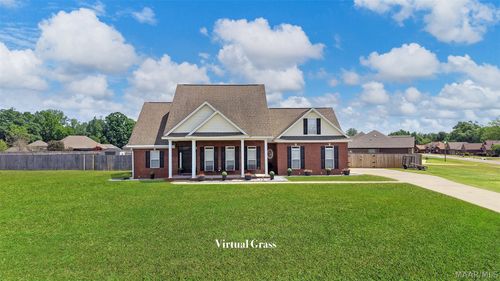 71 Jennifer Ln, Deatsville, AL, 36022-2654 | Card Image