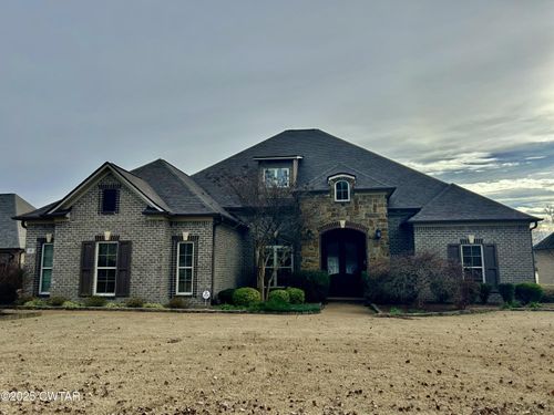 89 Rock Pointe Dr, Jackson, TN, 38305-1888 | Card Image