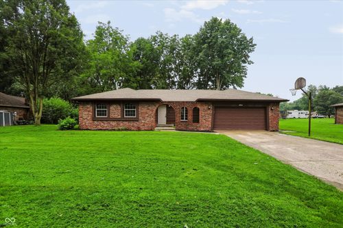 254 Summit Ridge Dr, Greenwood, IN, 46142-7226 | Card Image